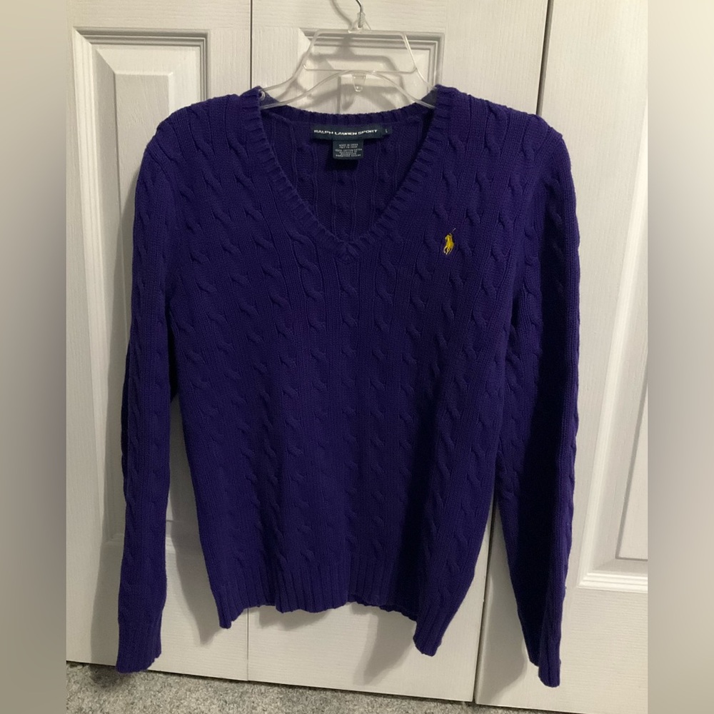 Purple V-Neck Ralph Lauren Cable knit sweater size L